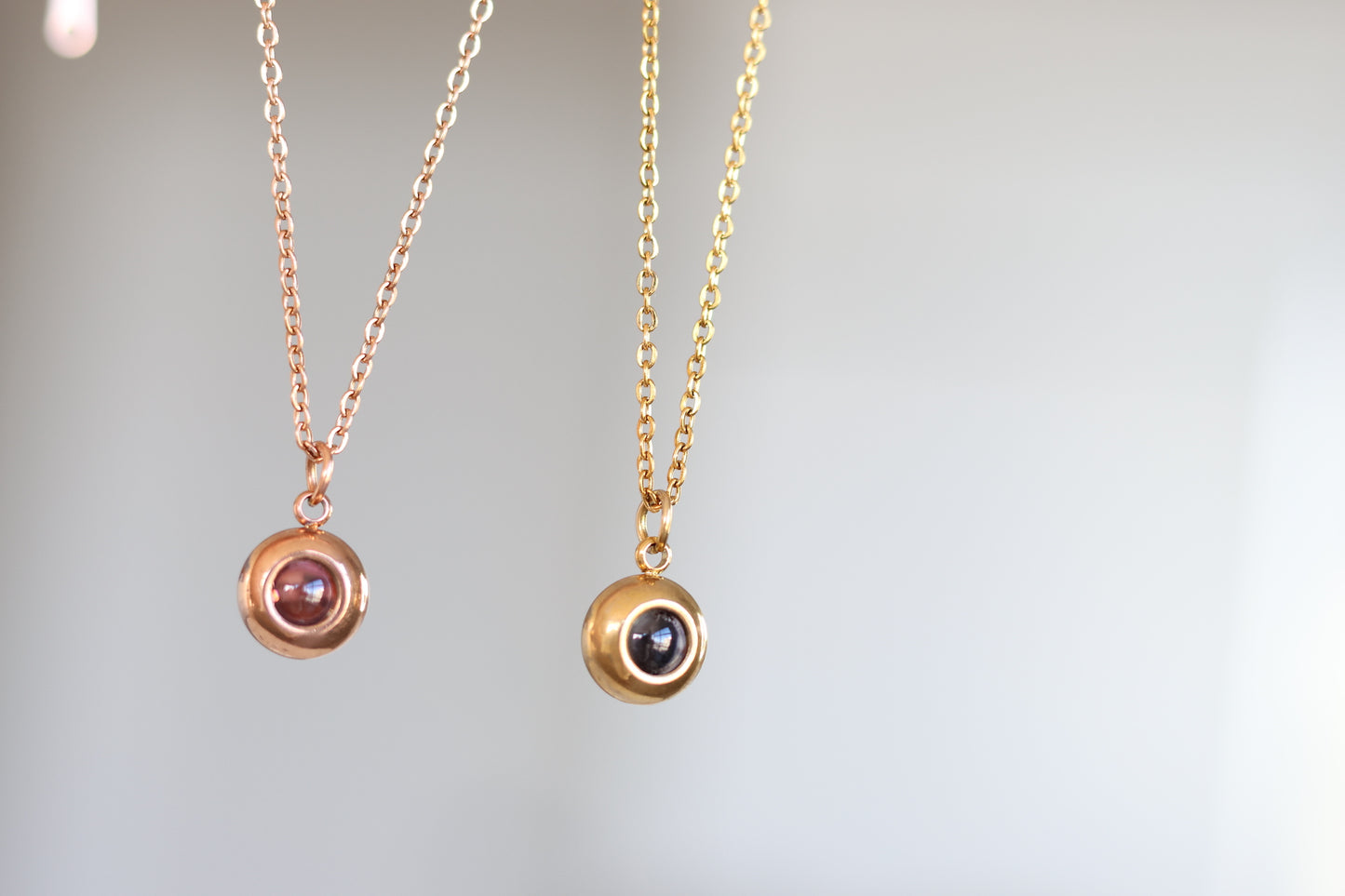 Circle Mmmnts Photo Necklace