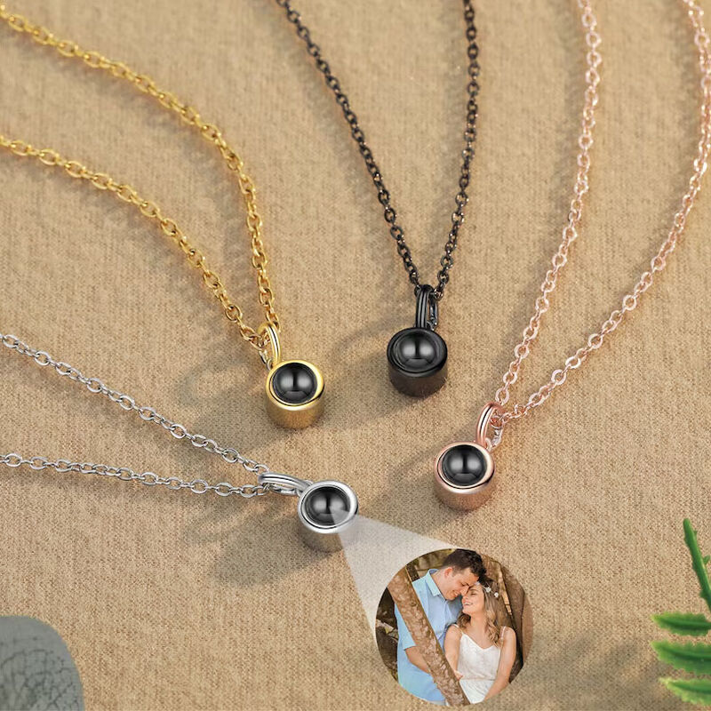Classic Circle Photo Necklace